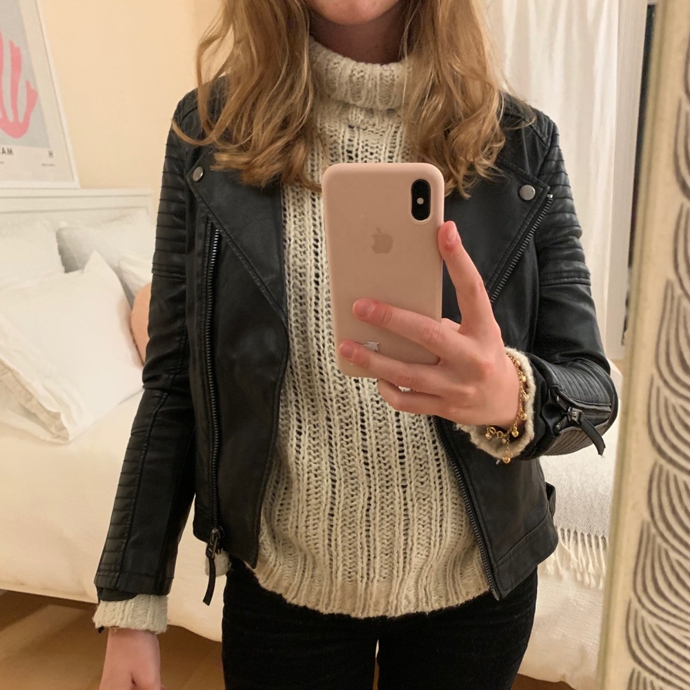 TOPSHOP FAUX LEATHER JACKET